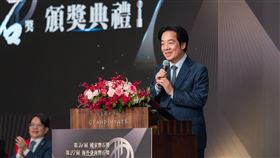 賴清德總統今（27）日出席「第34屆國家磐石獎暨第27屆海外台商磐石獎頒獎典禮」。（圖／總統府提供）