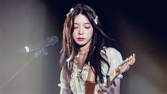 「最仙吉他手」出道美成這樣　嚴爵愛徒+1