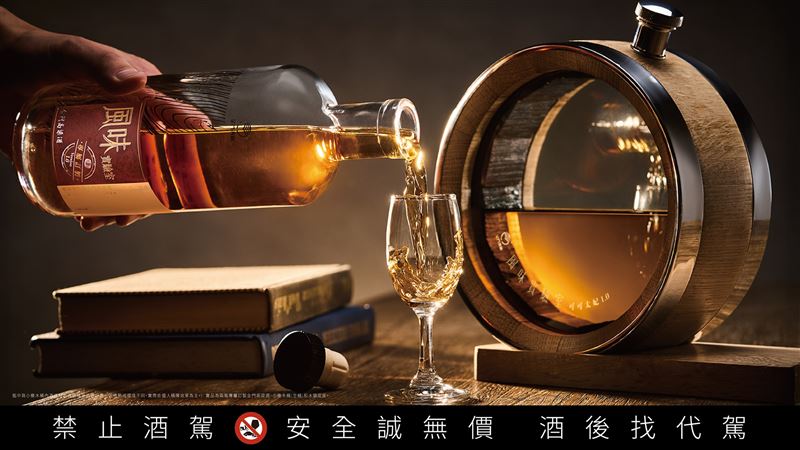 「風味實驗室-自圓其熟桶陳組(可可太妃1.0)」在家就能輕鬆DIY熟成出專屬自己的桶陳金高。(圖/品牌業者提供)