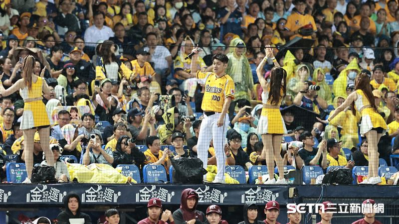 桃猿挑戰成功 兄弟應援團長喊話全場大笑
