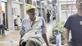 豬瘟獸醫疑雲，紀姓獸醫（黃帽）（圖／翻攝畫面）