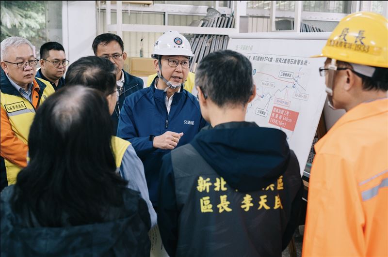 陳世凱指示,需配合平溪區地方需求。(圖/交通部提供)
