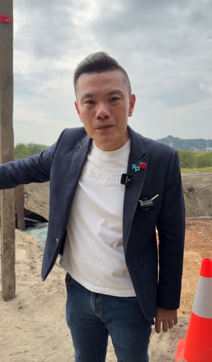 江和樹親自到霧峰廚餘掩埋場開直播。(圖/翻攝自江和樹直播)