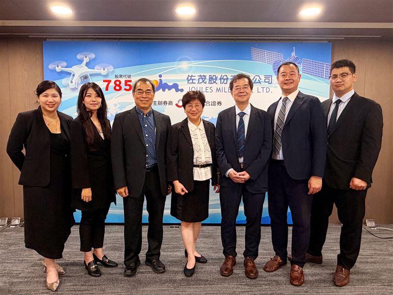 佐茂科技憑藉長年深耕鋰電池模組技術,從工業應用切入軍工、航太與AI伺服器領域,今年成功打進美系衛星與無人機供應鏈,第三季已轉盈,全年營運迎來爆發拐點。法人看好佐茂具備「低基期、高成長」潛力,興櫃前夕已悄悄卡位,成為國防、能源與AI交會下的隱形冠軍新星。(圖/記者師瑞德攝影)