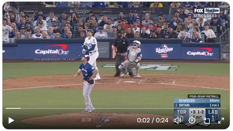世界大賽G3大谷翔平轟出陽春砲。(圖/翻攝自MLB X)