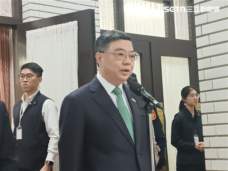 行政院長卓榮泰今(28)日赴立法院備詢前受訪。(圖/記者盧素梅攝影)