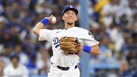 世界大賽G3艾德蒙（Tommy Edman）致命失誤讓道奇落後。（圖／美聯社／達志影像）