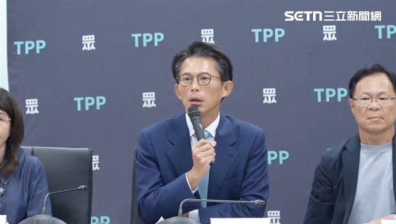 黃國昌出席「人事延宕、機關癱瘓，誰之過？」記者會。（圖／翻攝畫面）