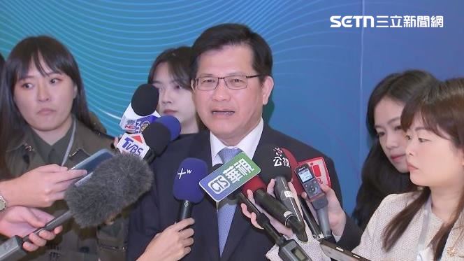 林佳龍出席論壇接受媒體聯訪(圖/翻攝畫面)