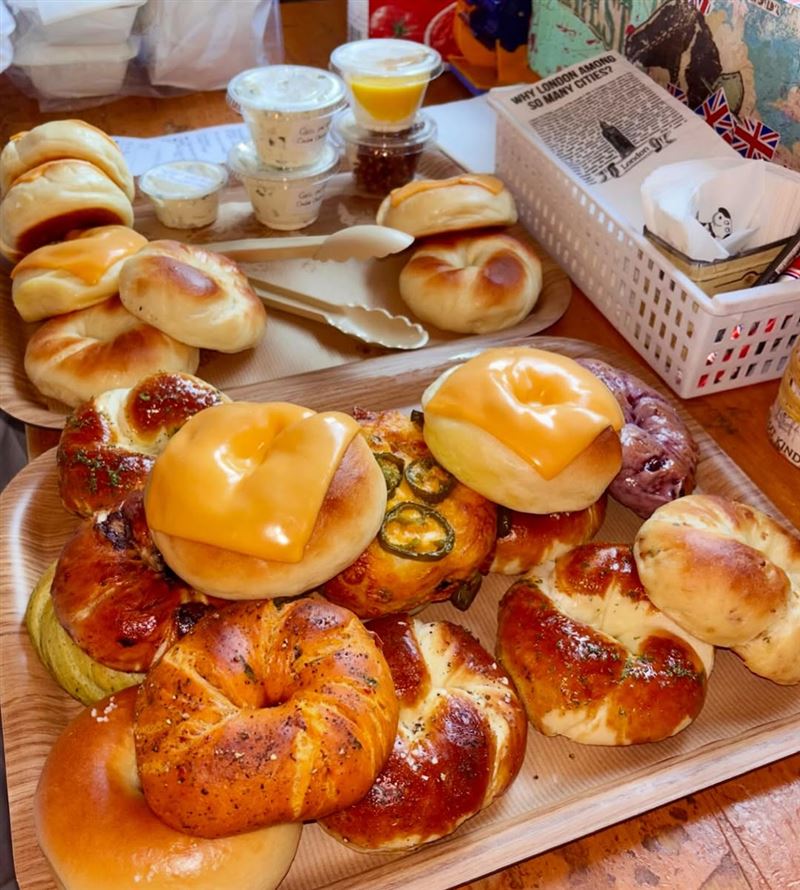 南韓人氣貝果店疑似發生員工過勞猝死意外。(圖/翻攝自IG@london.bagel.museum)