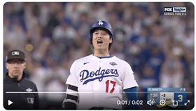 世界大賽G3大谷翔平5局下敲關鍵二壘安打。（圖／翻攝自MLB X）