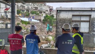 幕後／山坡住宅坍塌誰責任？新北市解答了