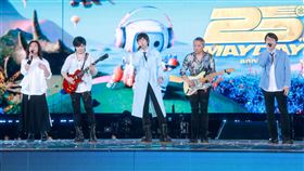 五月天「回到那一天」臺中站新年快樂版演唱會。（圖／相信音樂提供）