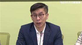 對於張峻踹傅崐萁桌子，鍾佳濱表示，那一腳大家看得很清楚，花蓮災民有多少怨跟恨（圖／翻攝畫面）