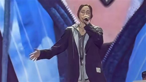 范瑋琪又被罵！爆戴大S骨灰項鍊中國開唱