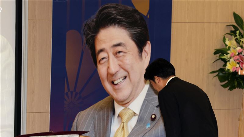 安倍晉三遇刺案首開庭　被告山上徹也認罪
