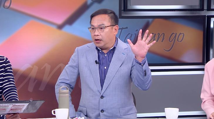 王義川質疑台中的廚餘處理機制。（圖／前進新台灣）