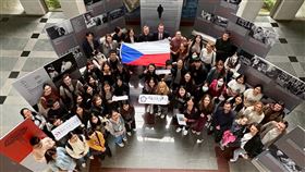 捷克日在台大！透過電影、論壇與舞蹈交流歷史。（圖／官方提供） 