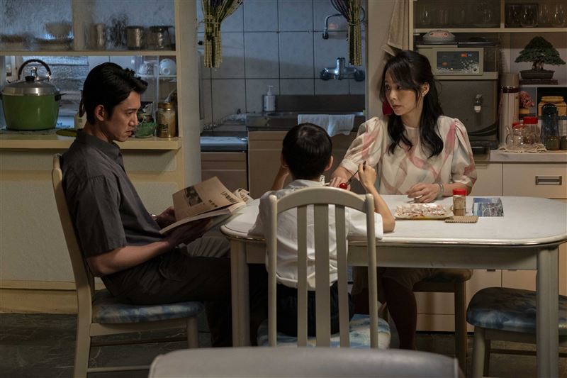 《南方時光》吳慷仁、孫淑媚飾演夫妻。(圖/百景映畫提供)