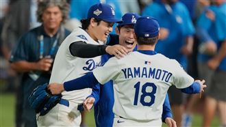 再見轟救山本手臂　大谷、朗希超可愛合體