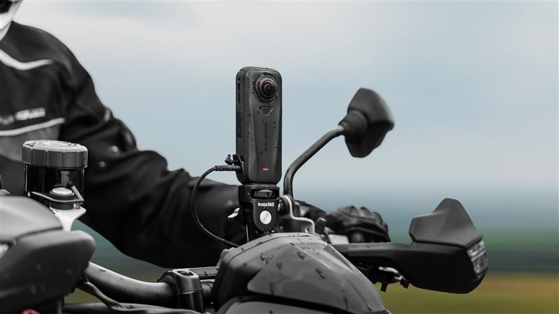 Insta360 X4 Air搭載FlowState防震科技與360°水平校正功能