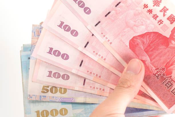 全民領1萬不亂花 1萬投資這樣配報酬更高