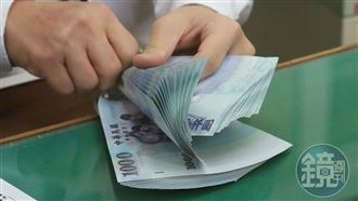 普發1萬13歲未成年不能爸媽代領！原因曝