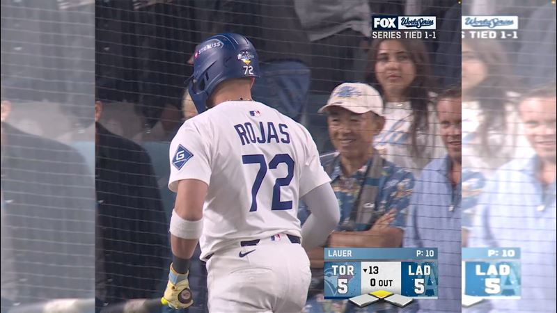 世界大賽G3野手羅哈斯(Miguel Rojas)原先恐在19局登板。(圖/翻攝自X @TalkinBaseball_)
