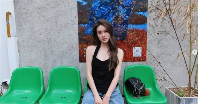 外型甜美的邱偲琹，感情生活也頗受關注。（圖／翻攝自邱偲琹IG）