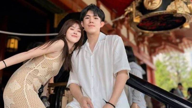 邱偲琹(左)分手郭方儒(右)。(圖/翻攝自邱偲琹IG)