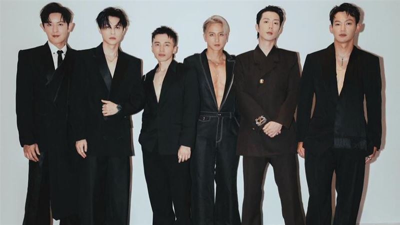 棒棒堂今年合體,卻爆出閃兵、出軌風波。(圖/翻攝自王子臉書)