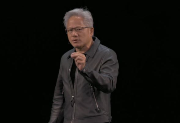 輝達執行長黃仁勳在GTC大會宣布AI處理器訂單累計高達5,000億美元,引爆全球AI資金狂潮,台積電股價也受激勵大漲至1500元,台股大盤飆破28200點再創歷史新高。(圖/翻攝自YT@NVIDIA)