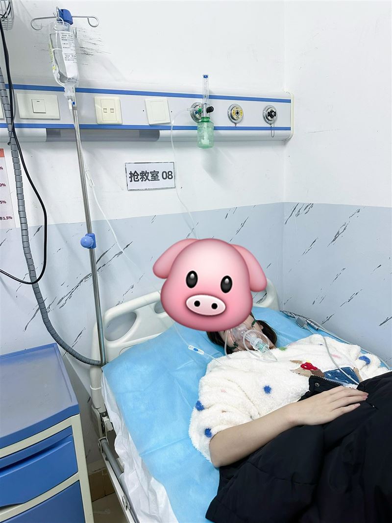 陳米薇送進中國急診室（圖／翻攝自Threads @miachen_official）