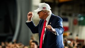 川習會即將到來，美媒報導川普幕僚擔心他為了與習近平達協議，改變對台灣的措辭。（圖／翻攝自白宮X）