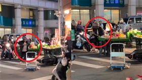 苗栗縣竹南鎮博愛街與民族街口昨（28）日晚間發生一起民眾街頭衝突事件。（圖／翻攝自「竹南大小事」臉書社團）