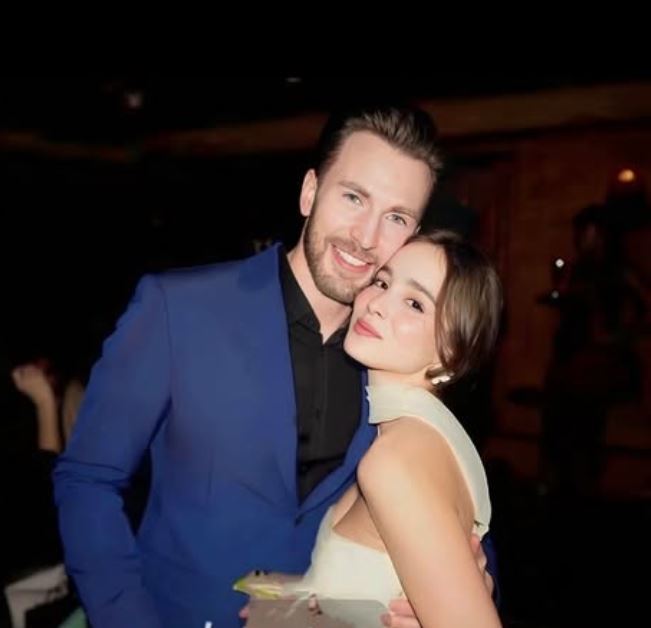 「美國隊長」這對明星夫妻自交往以來始終相當低調。左為克里斯伊凡、右為艾芭普蒂絲塔(圖/翻攝自克里斯伊凡IG)