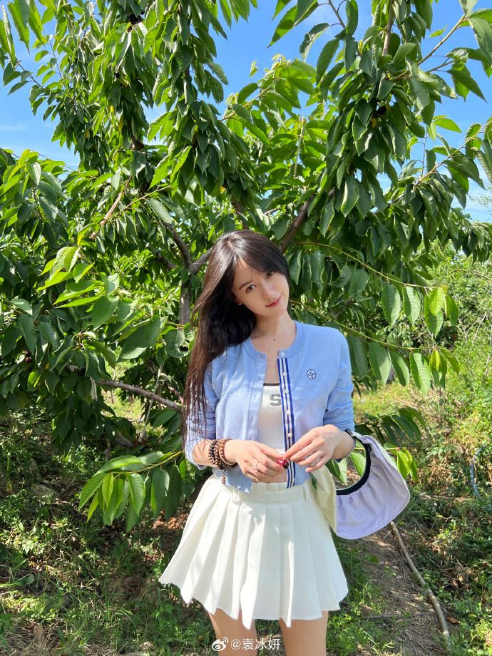 袁冰妍因涉逃稅後疑似遭冷凍消失3年。(圖/翻攝自袁冰妍微博)