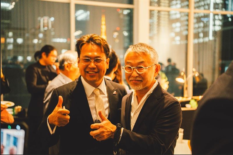 台北市建築世代會會長蔡漢威(左)表示,台灣新銳建築獎首次跨出台灣是一件不容易的事,期待它是一個交流的平台,為台灣帶出更多的年輕建築專業人才。(圖/台北市建築世代會)