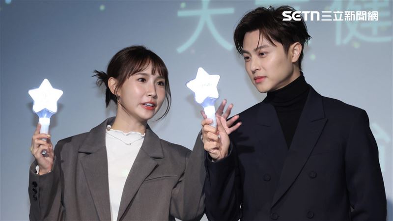 粿粿、王子。(圖/記者鄭孟晃攝影)