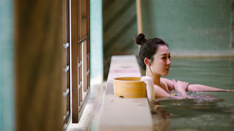 知本老爺推出「雙人抗漲住宿券」每張6,999元。(圖/飯店旅宿業者提供)