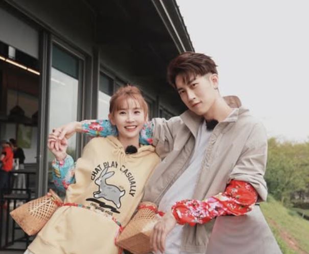 粿粿（左）和范姜彥豐（右）因演藝圈活動結緣。（圖／翻攝范姜彥豐IG）