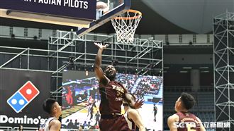 準「雙二十」輾壓半獸人　阿提諾率猿連勝