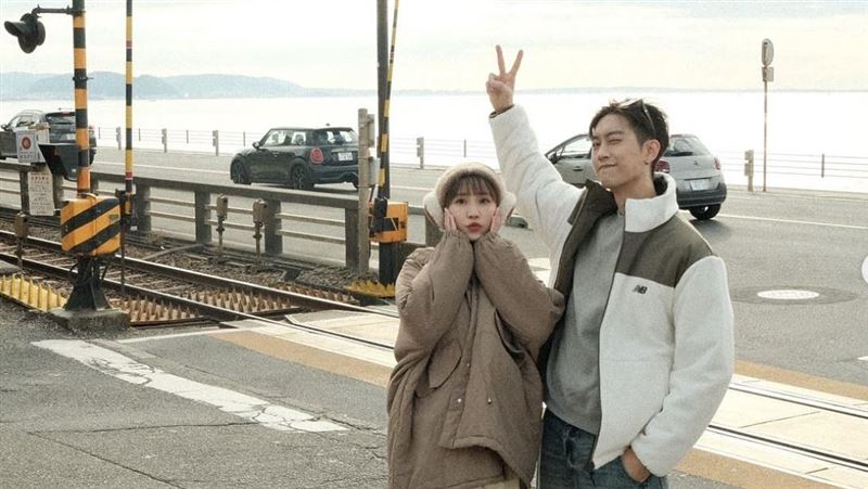 范姜彥豐(右)今日發文控訴粿粿(左)婚內出軌男星王子。(圖/翻攝自IG)