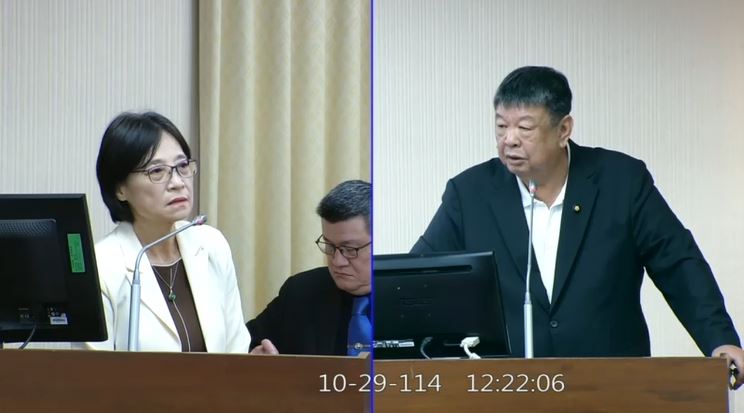 陳雪生質詢時怒斥機場檢疫，稱共產黨也沒這樣搞（圖／翻攝畫面）