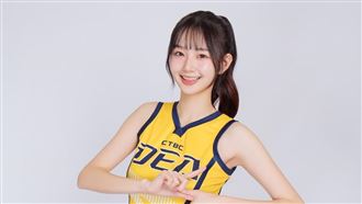 PS女孩迎接新成員　23歲女團主唱珮含加入