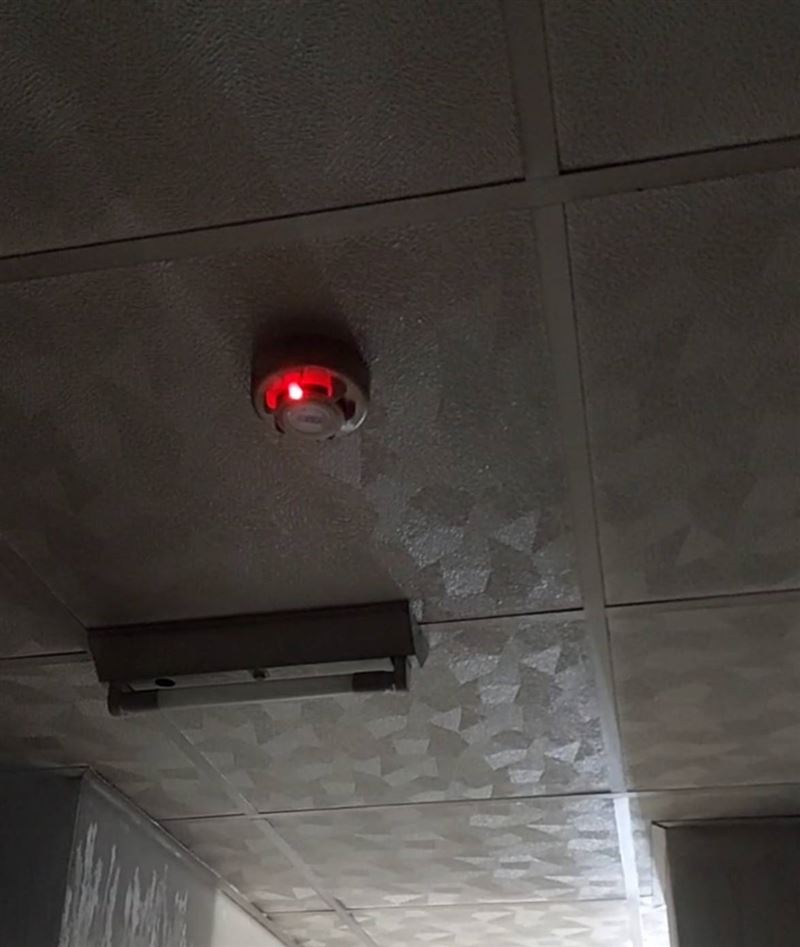現場的住警器。（圖／翻攝畫面）