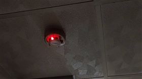 現場的住警器。（圖／翻攝畫面）