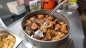 禁宰令，彰化阿泉「最後一鍋爌肉」秒殺，改賣期間限定雞腿飯(圖／翻攝畫面)