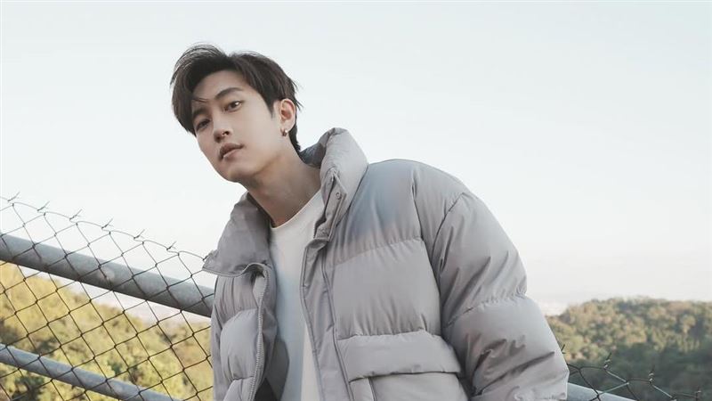 范姜彥豐（圖）發影片控訴妻子粿粿婚內出軌。（圖／翻攝自范姜彥豐IG）