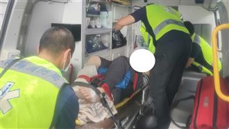 台東某大學驚傳墜樓！男子右腳踝骨折送醫